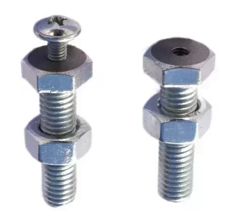 Adjustable screws for the AP aluminium profiles